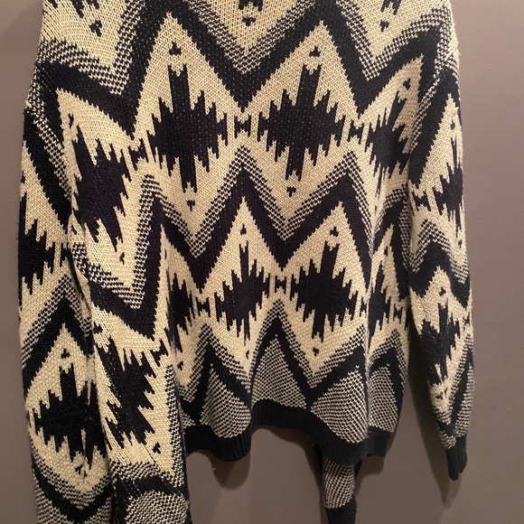 Printed sweater - Picture 2 of 3